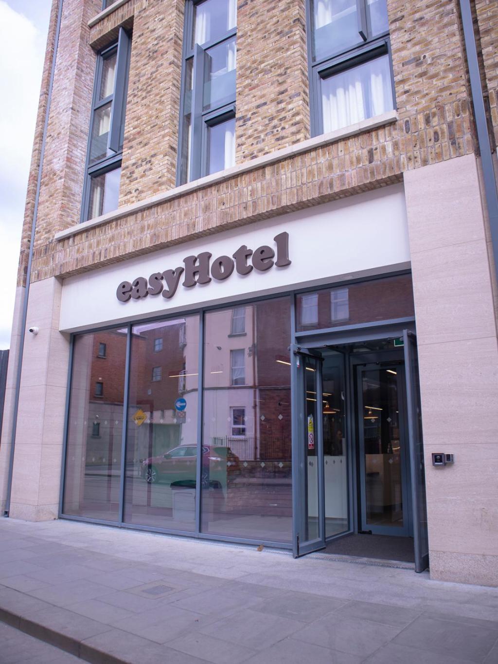 Easyhotel Dublín Exterior foto